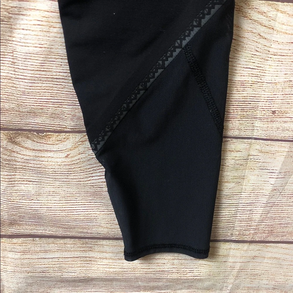 Ivivva‎ Neon Green and Black Kids Leggings 💜